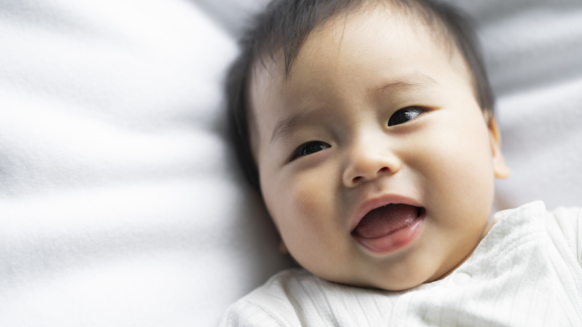 赤ちゃんと一緒に結婚式に参加