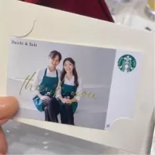 お二人の成り染めがわかりやすい可愛い演出です