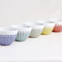 【2026年最新】結婚式の引き出物「贈り分け」完全ガイド｜相場・渡し方・カード型まで徹底解説